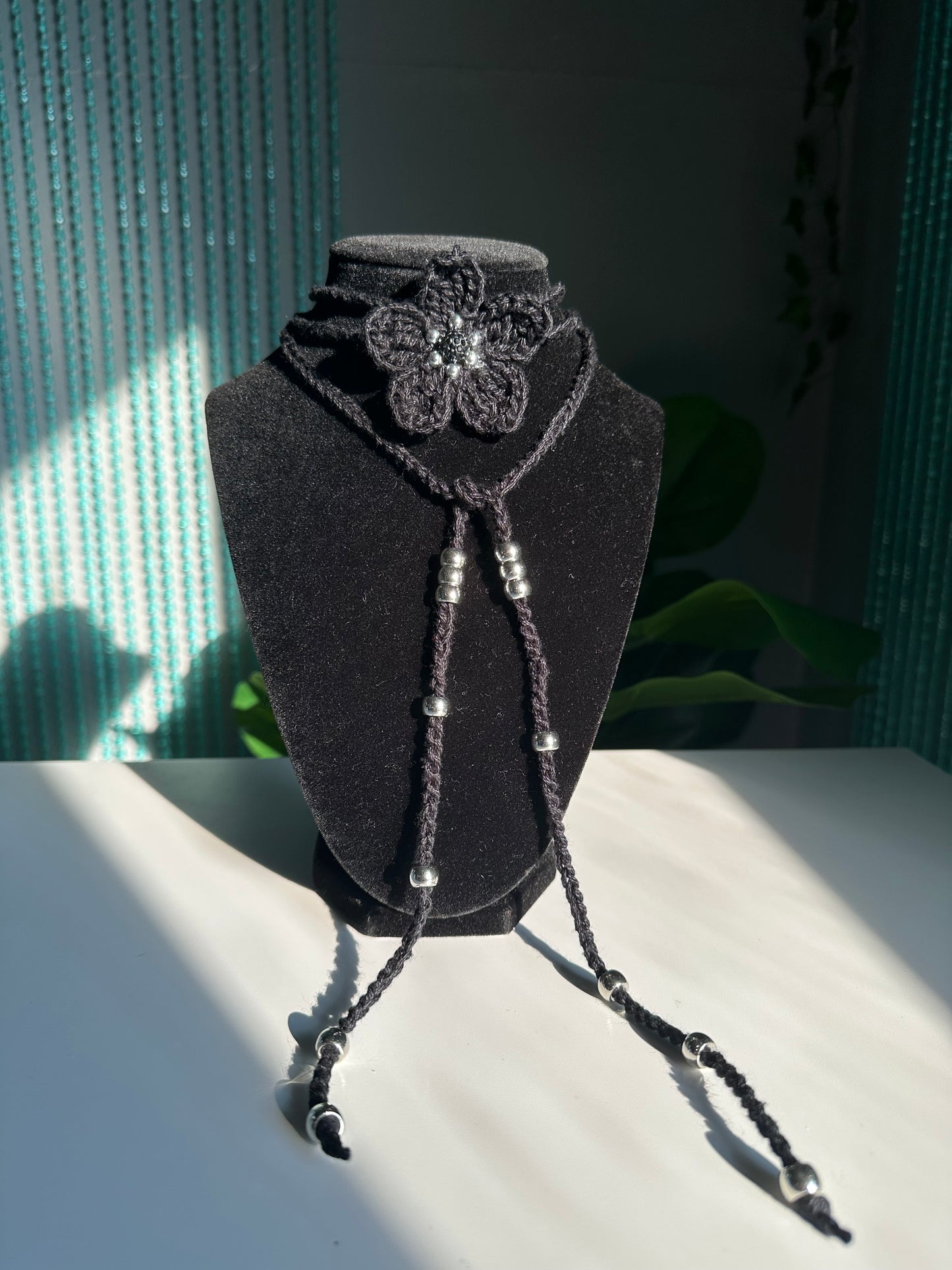 Ayana Choker - black and silver